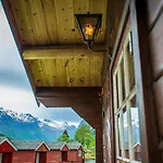 Ferieparker Nesset Fjordcamping *