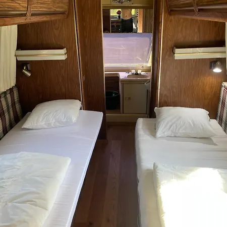 Üdülőpark Nesset Fjordcamping *