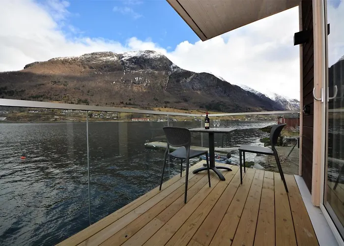 Aldeamento Turístico Nesset Fjordcamping