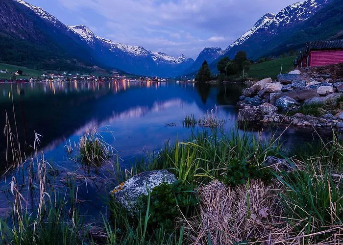 Parque de vacaciones Nesset Fjordcamping Olden
