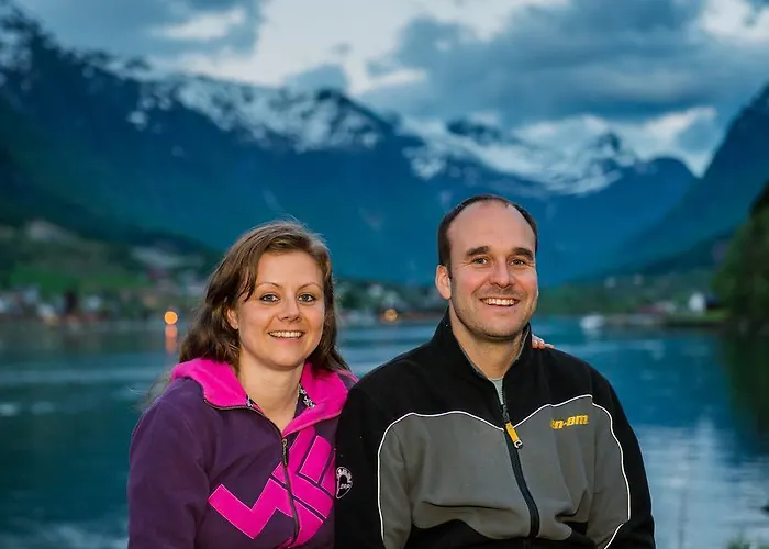 Nesset Fjordcamping Aldeamento Turístico Olden